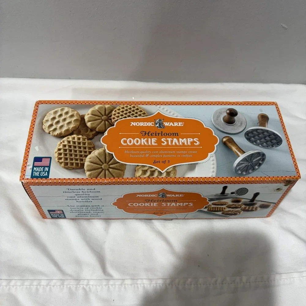 Nordic Ware Heirloom Cookie Stamps Wood Handles Cast Aluminum‎ NIB Aluminum